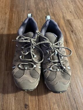 Gray Trail Walking Shoes
